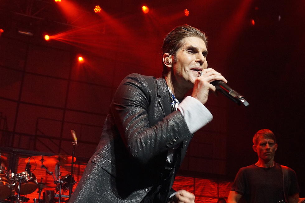 PERRY FARRELL annonce son premier album solo en 18 ans !