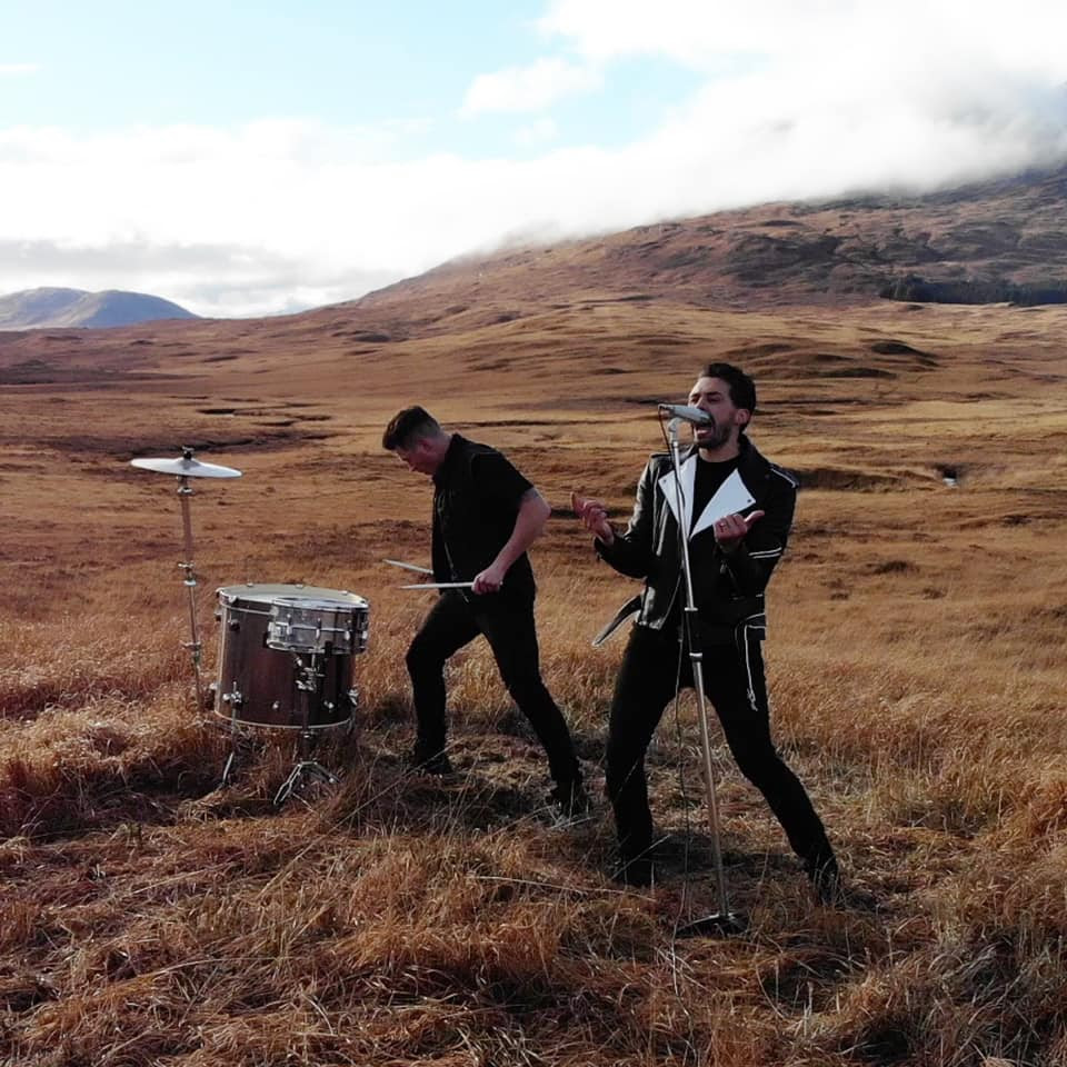 SAINT PHNX : un nouveau clip dévoilé !