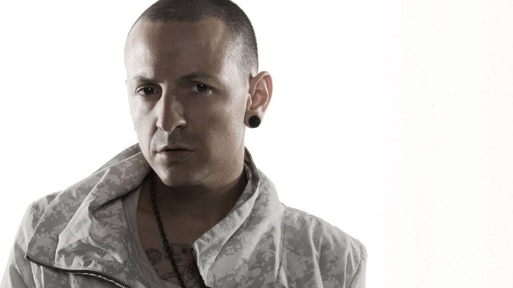 CHESTER BENNINGTON : son premier groupe sort un album !
