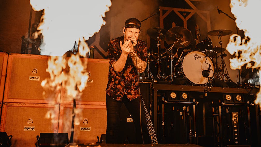 BEARTOOTH : une vidéo live !