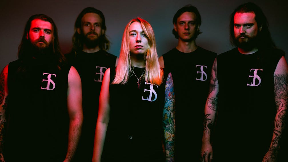 EMPLOYED TO SERVE : un nouveau single !
