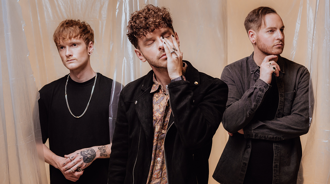 NORMANDIE : le nouveau single « Hostage » !
