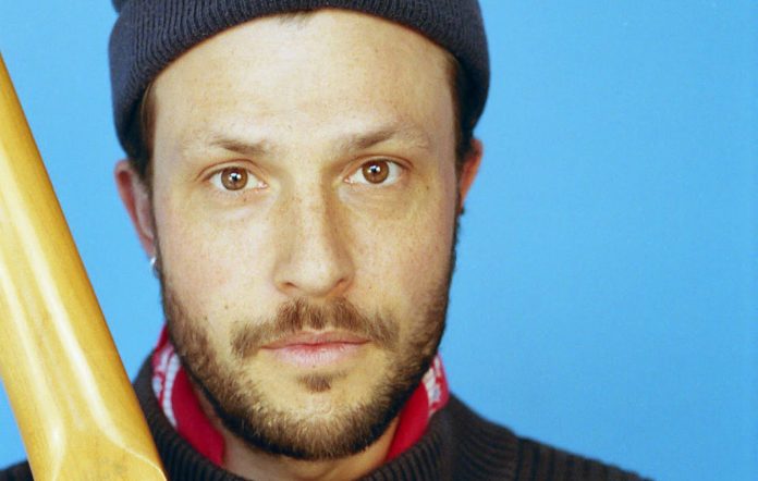 ORLANDO WEEKS (ex MACCABEES) : un nouveau single !