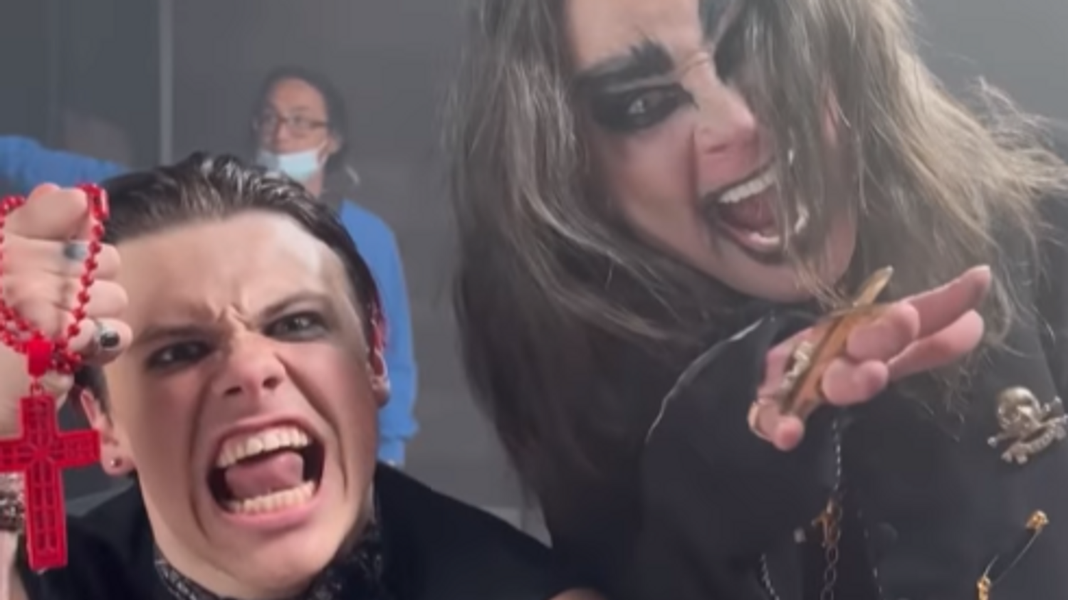 Ozzy et Sharon Osbourne en guest dans le nouveau clip de Yun …