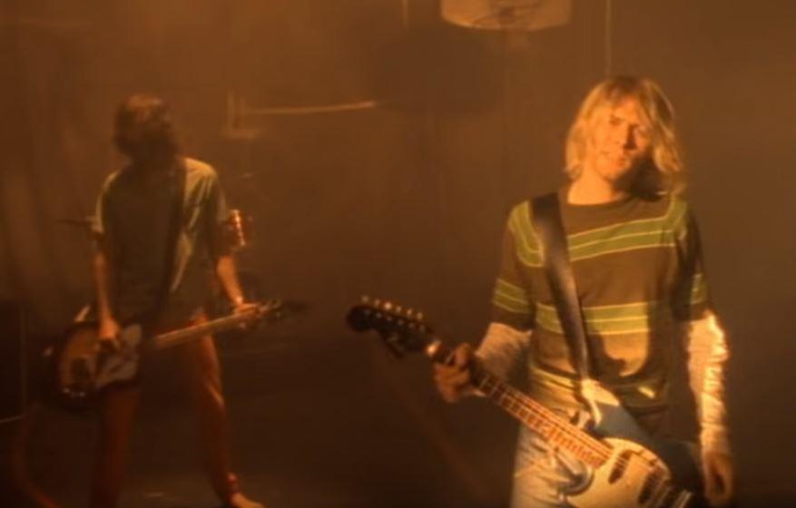 La guitare utilisé dans le clip Smells de Like Teen Spirit  …