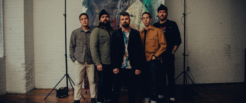 Silverstein sort une vidéo avec Andrew Neufeld de Comeback …