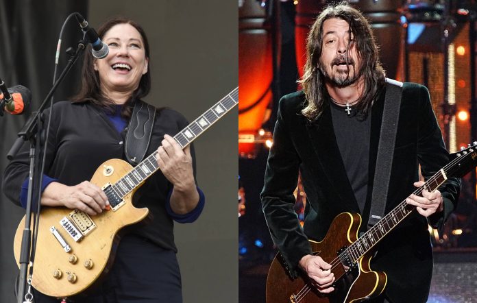 Les Breeders et Dave Grohl font une reprise des Pixies en li …