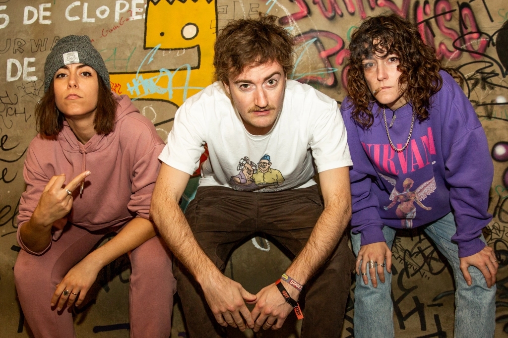 RIPAILLE A VERSAILLES – Nouveau clip de ACID GRAS