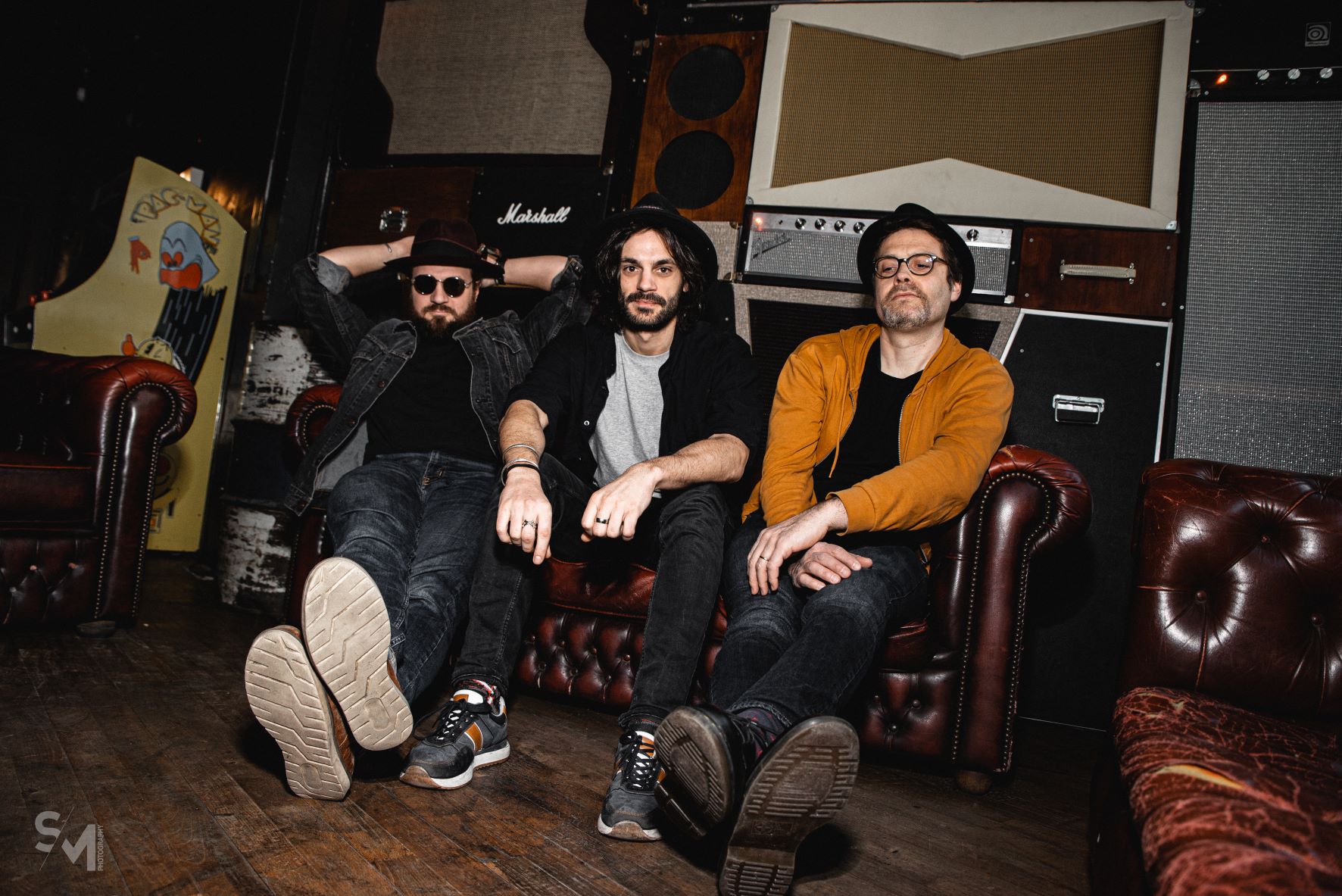EXCLUSIVITE : nouveau clip du groupe INDAL pour le titre «? …