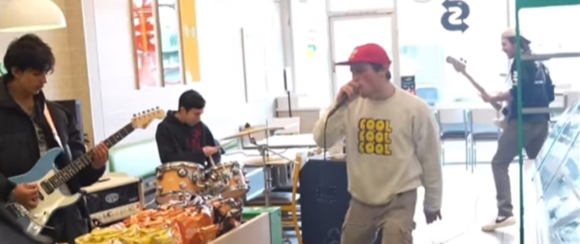 Silly Goose poursuit sa tournée des fast-foods avec un live …