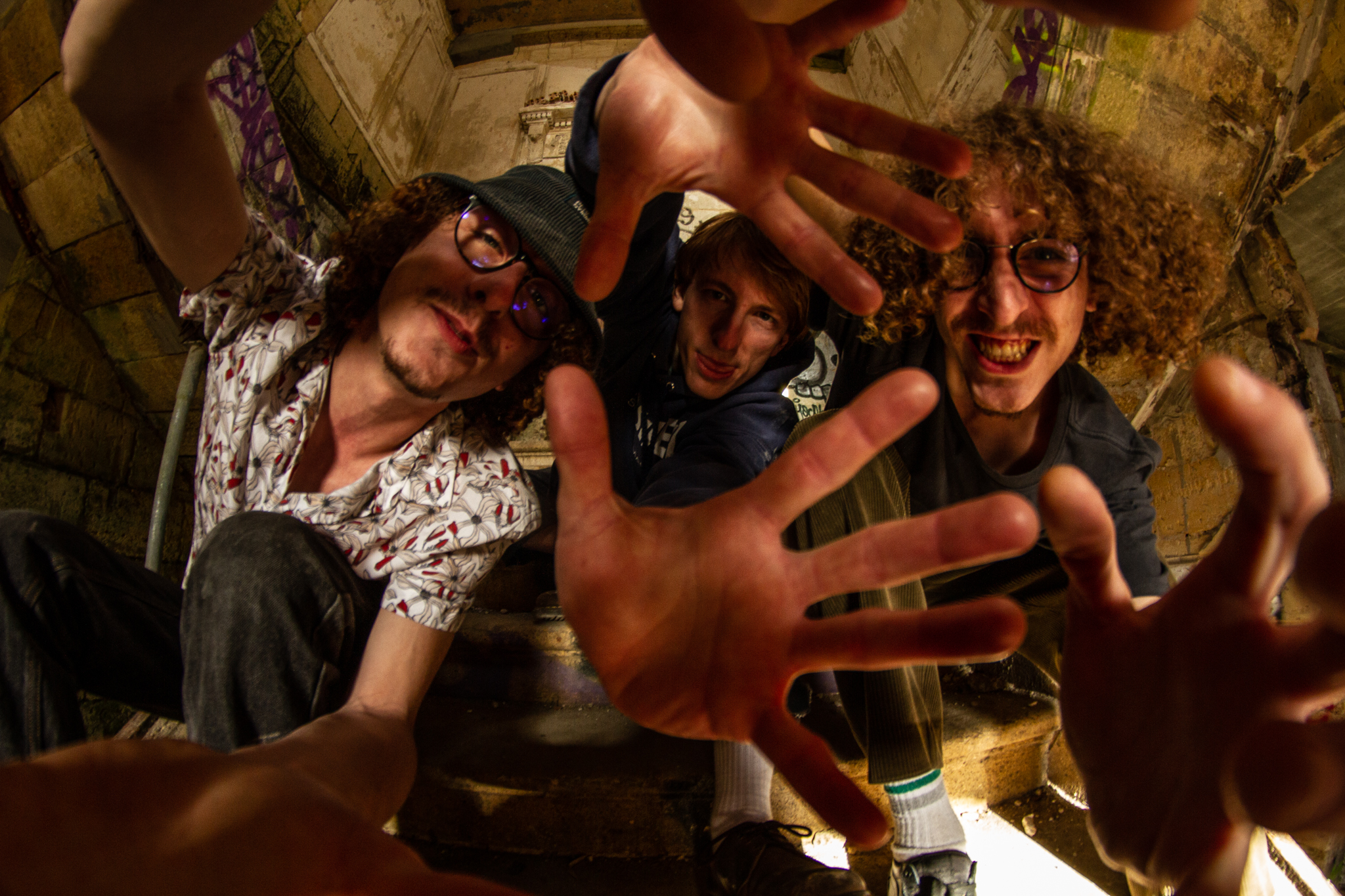 SURFIN’ THE CONCRETE – Nouveau clip de STONER BU …