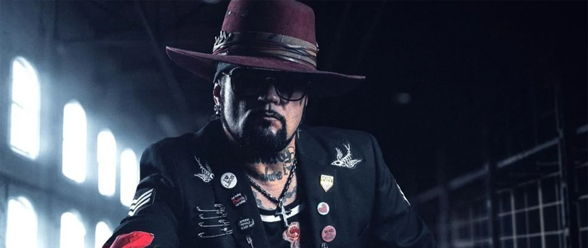 Nous vivons dans un monde avec deux SALIVA