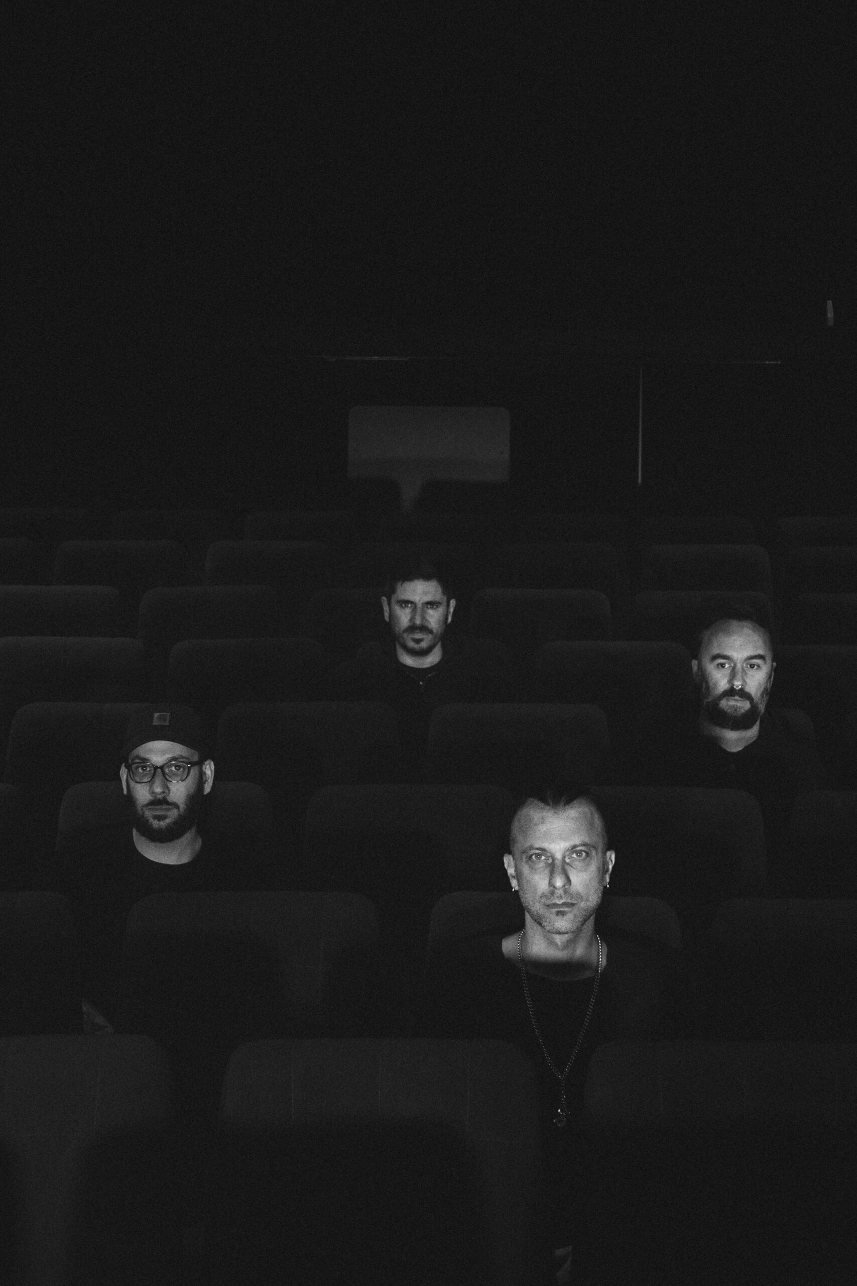 WE GREW UP TOGETHER – Nouveau clip de WHERE MERMAIDS D …