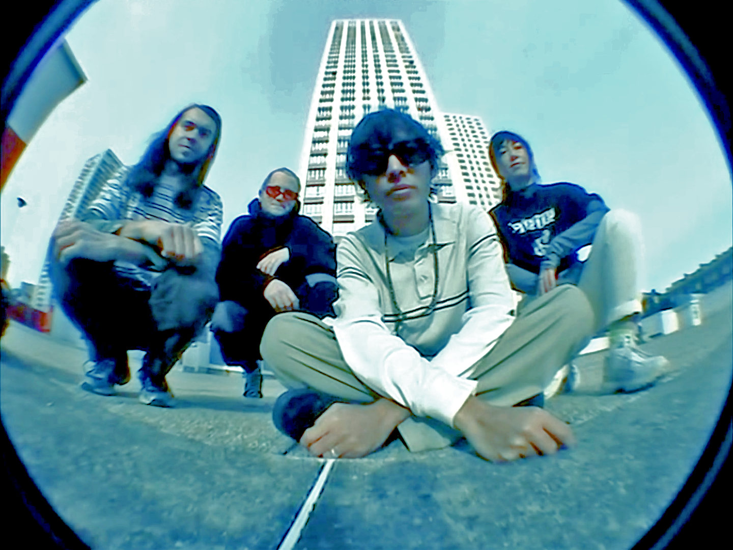 N.S.M.L.Y.D – Nouveau clip de SCHØØL.
