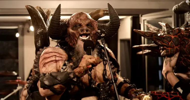 GWAR aime barbie !