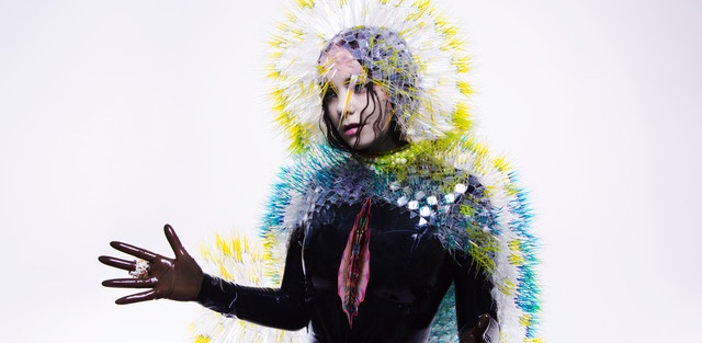 BJÖRK s’attaque à SPOTIFY !