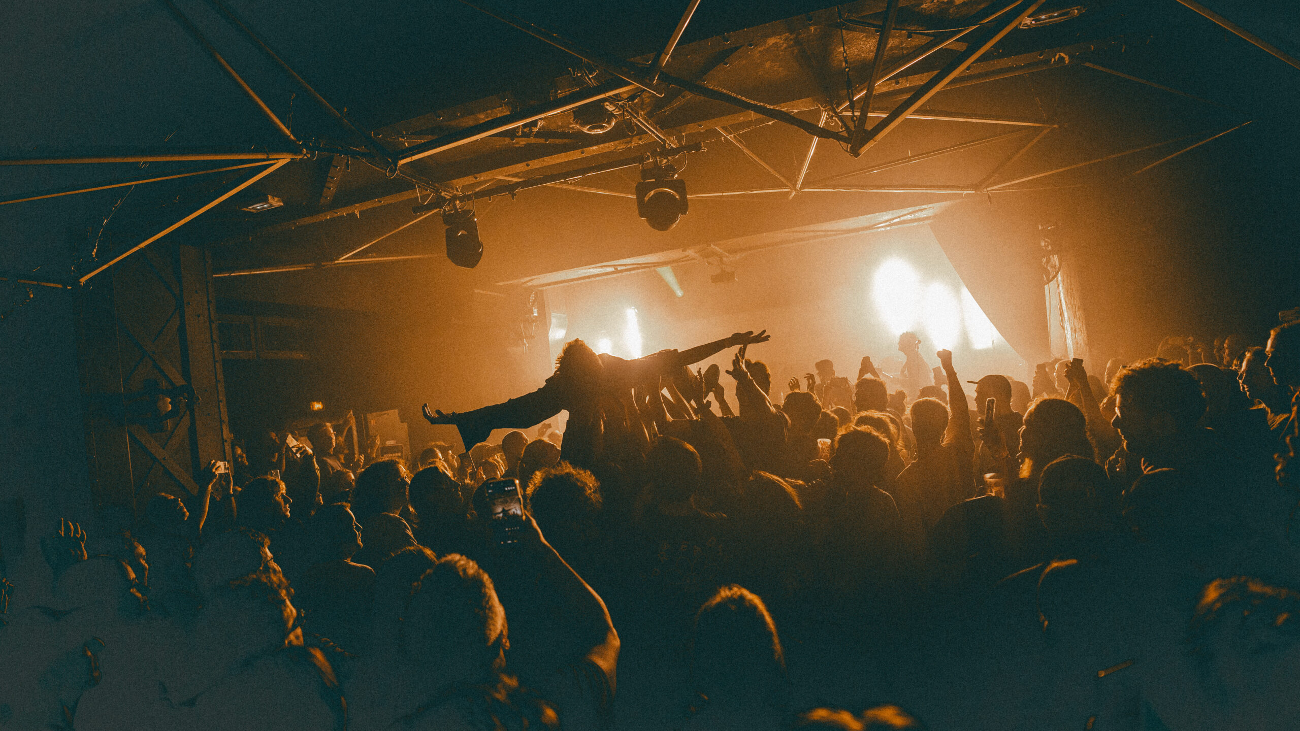 BLOCK PARTY FEST, jour 1 : Bastille s’échauffe !